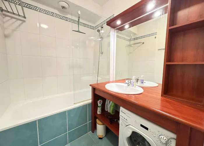 L'embrun - Tv, Wifi, Parking, Piscine De Appartement *